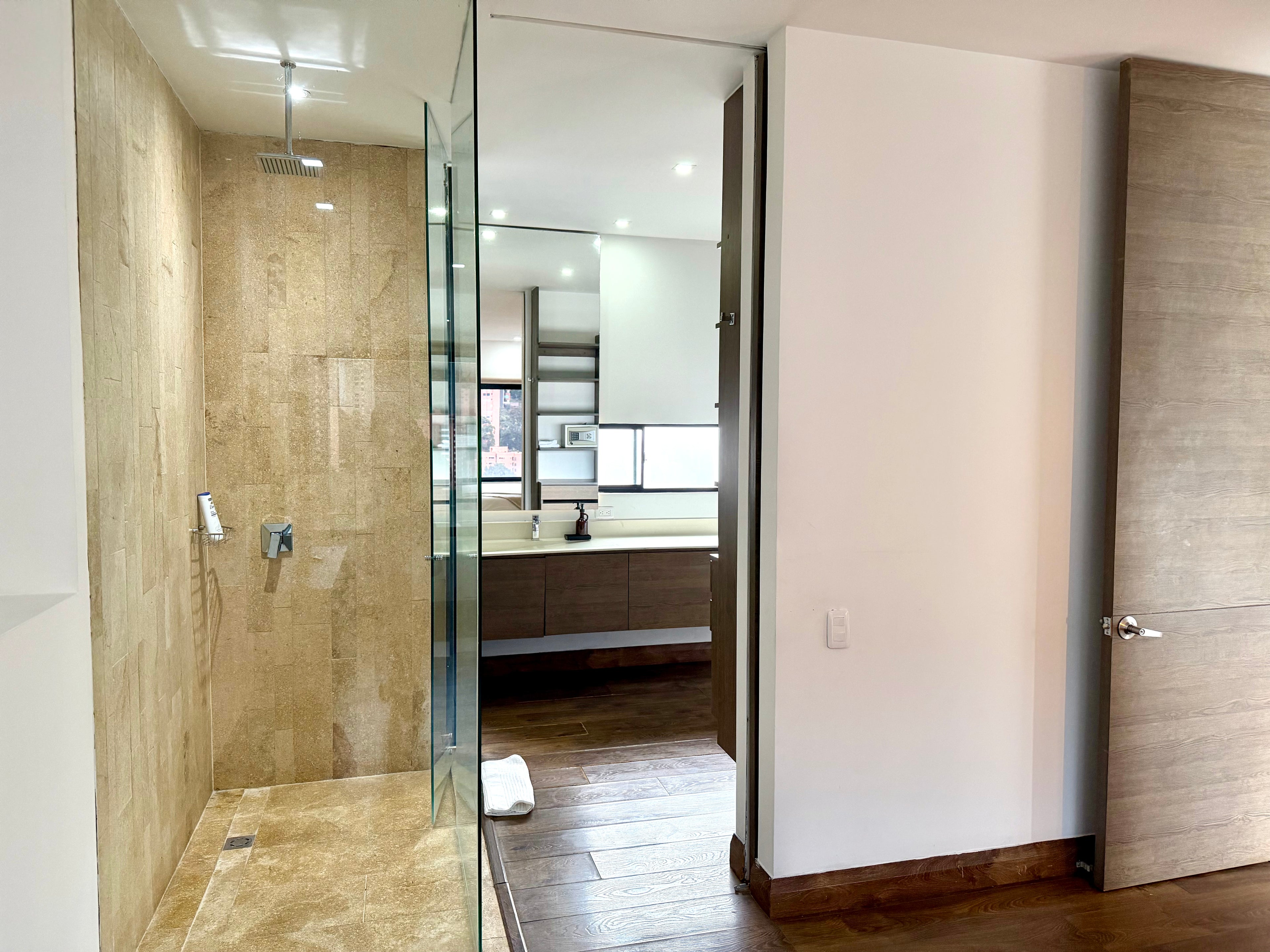 Poblado Duplex 2 hab + Servicio