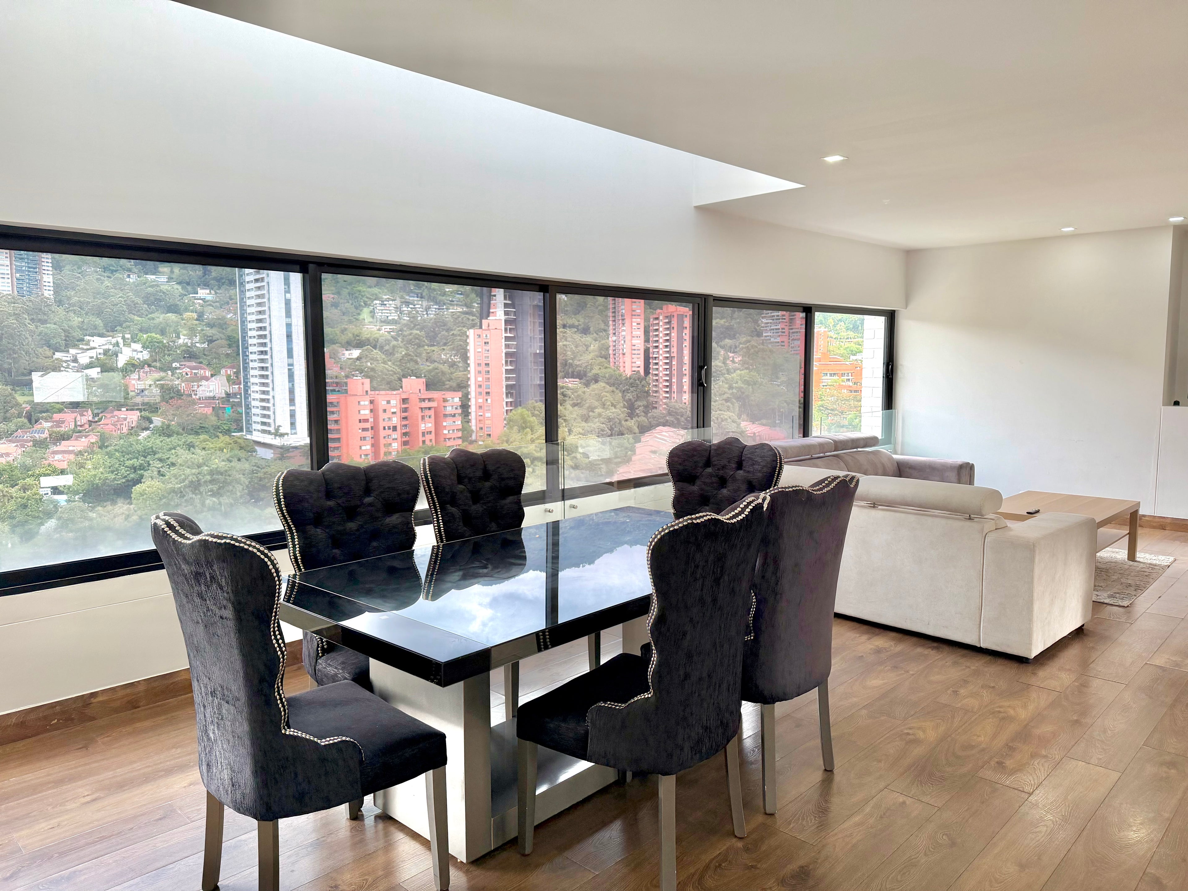 Poblado Duplex 2 hab + Servicio
