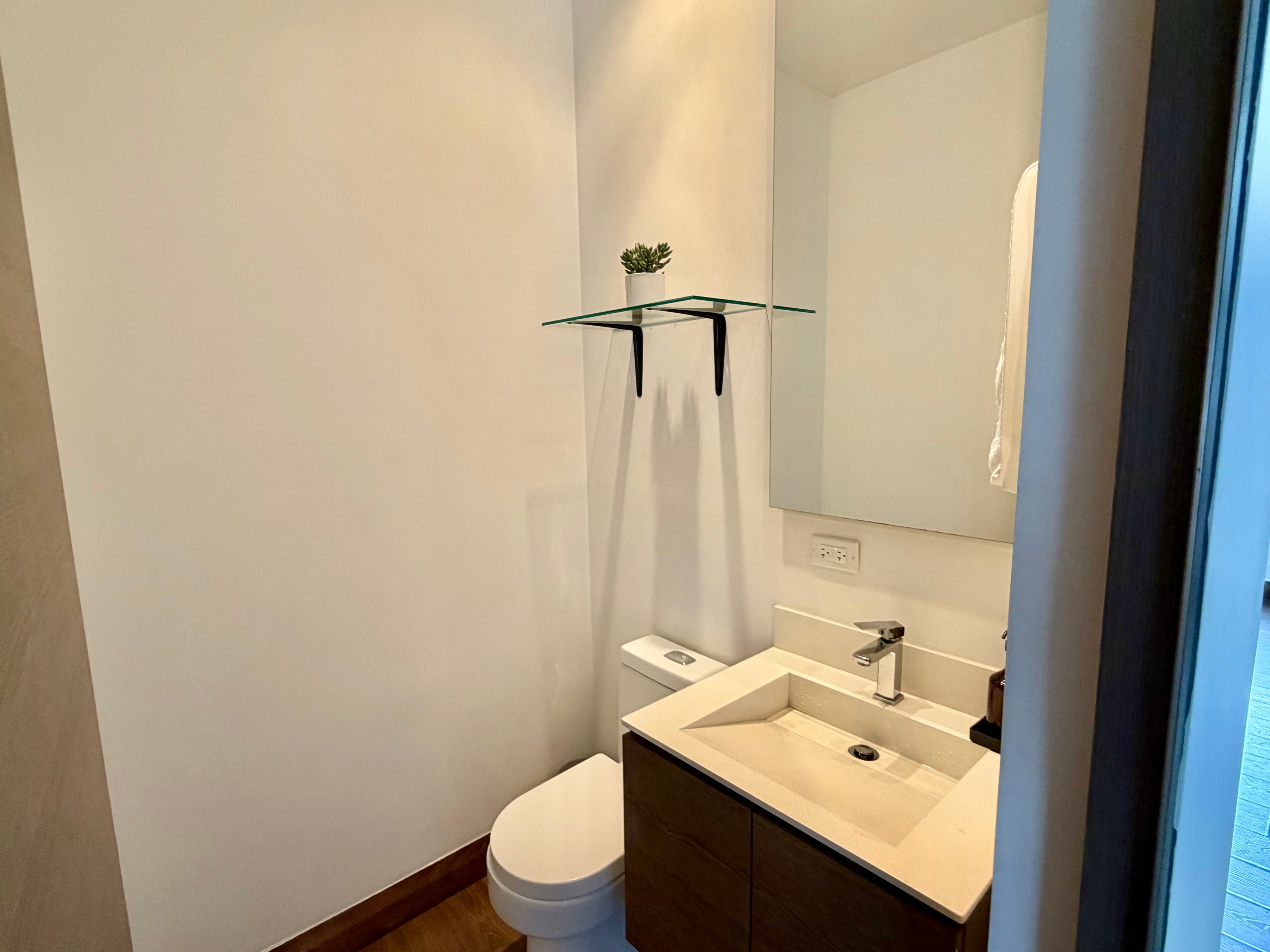 Poblado Duplex 2 hab + Servicio
